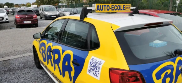 voiture d'auto-école